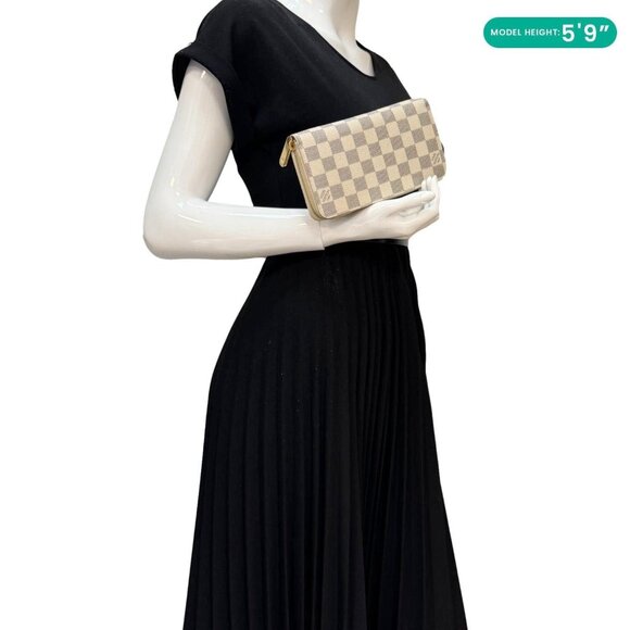 Louis Vuitton  Damier Azur Zippy Wallet White - Picture 2 of 14